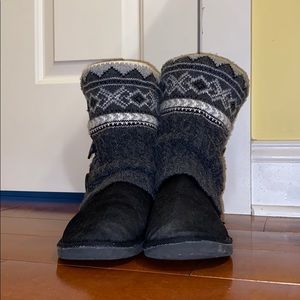 Warm and fuzzy Boots